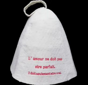 (3)　サウナハット Parfait（完璧）2,000円(税抜)