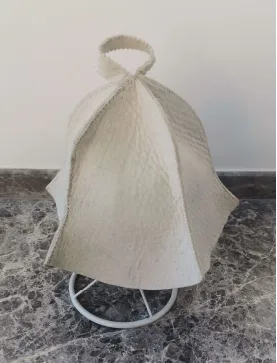 (101)　サウナハット White(チューリップ ホワイト)　3,500円(税抜)